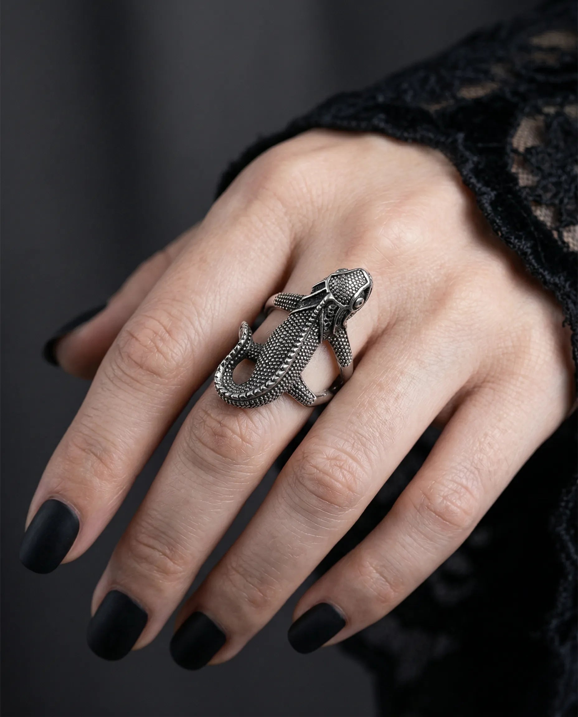 ANCIENT CRAWLER RING