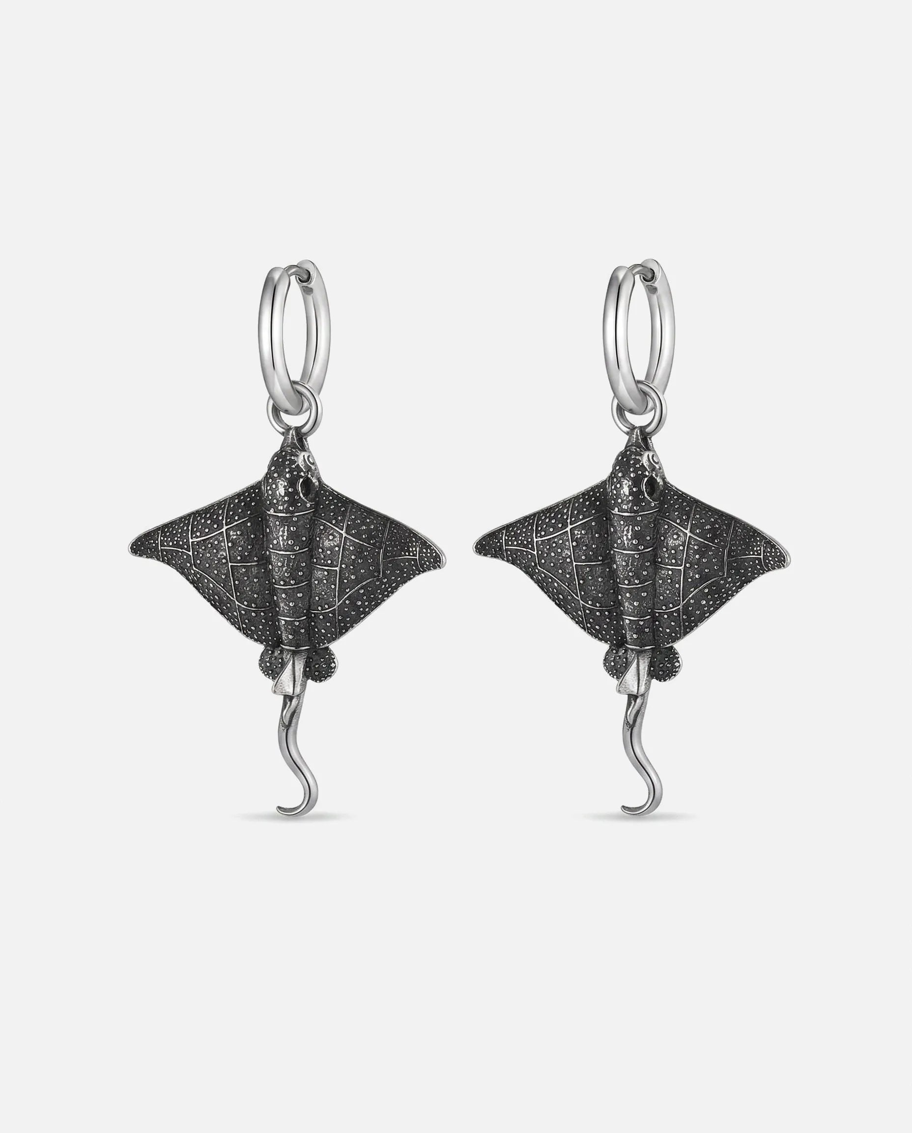 DARK TIDE STINGRAY EARRINGS