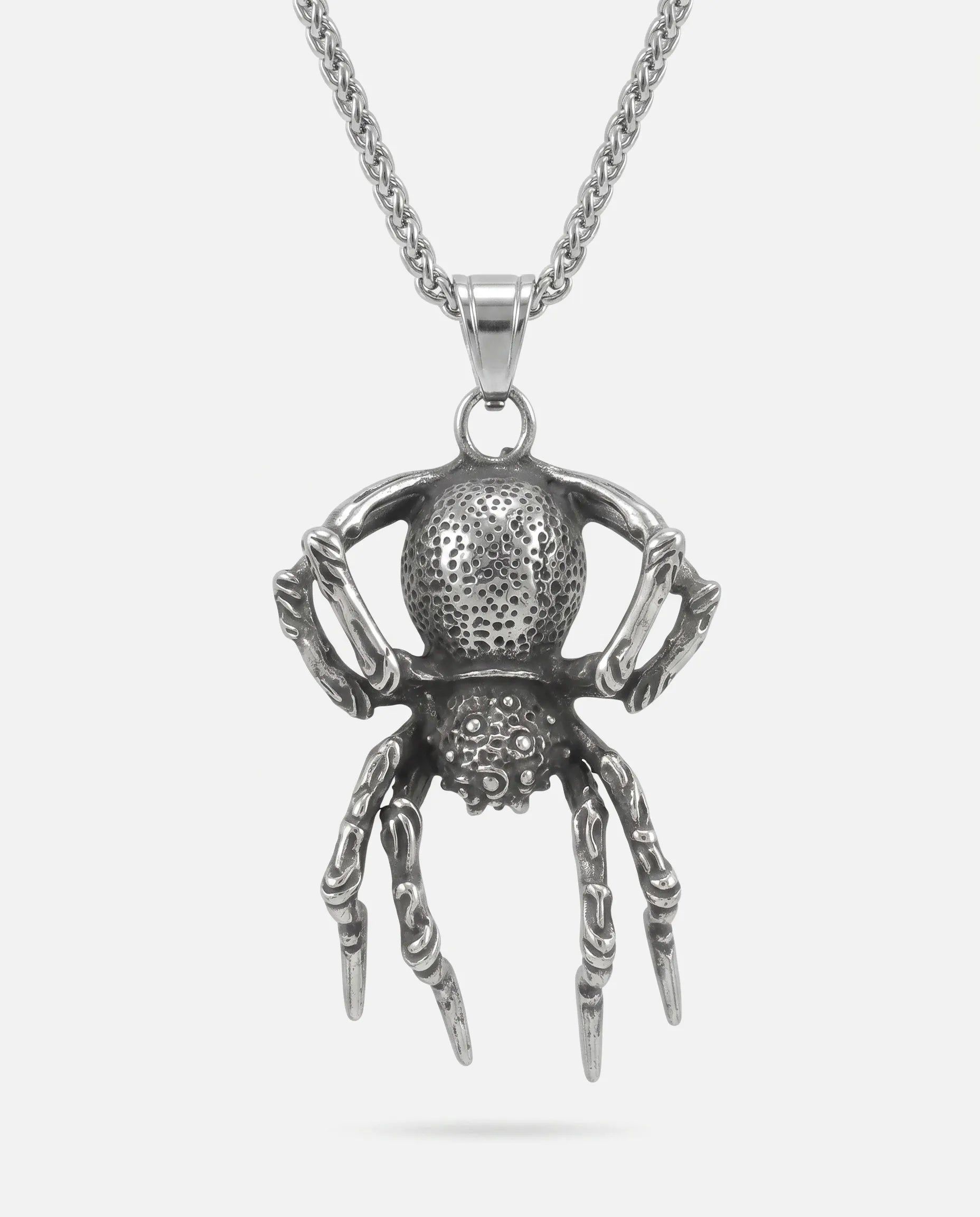 DARK ARACHNID NECKLACE