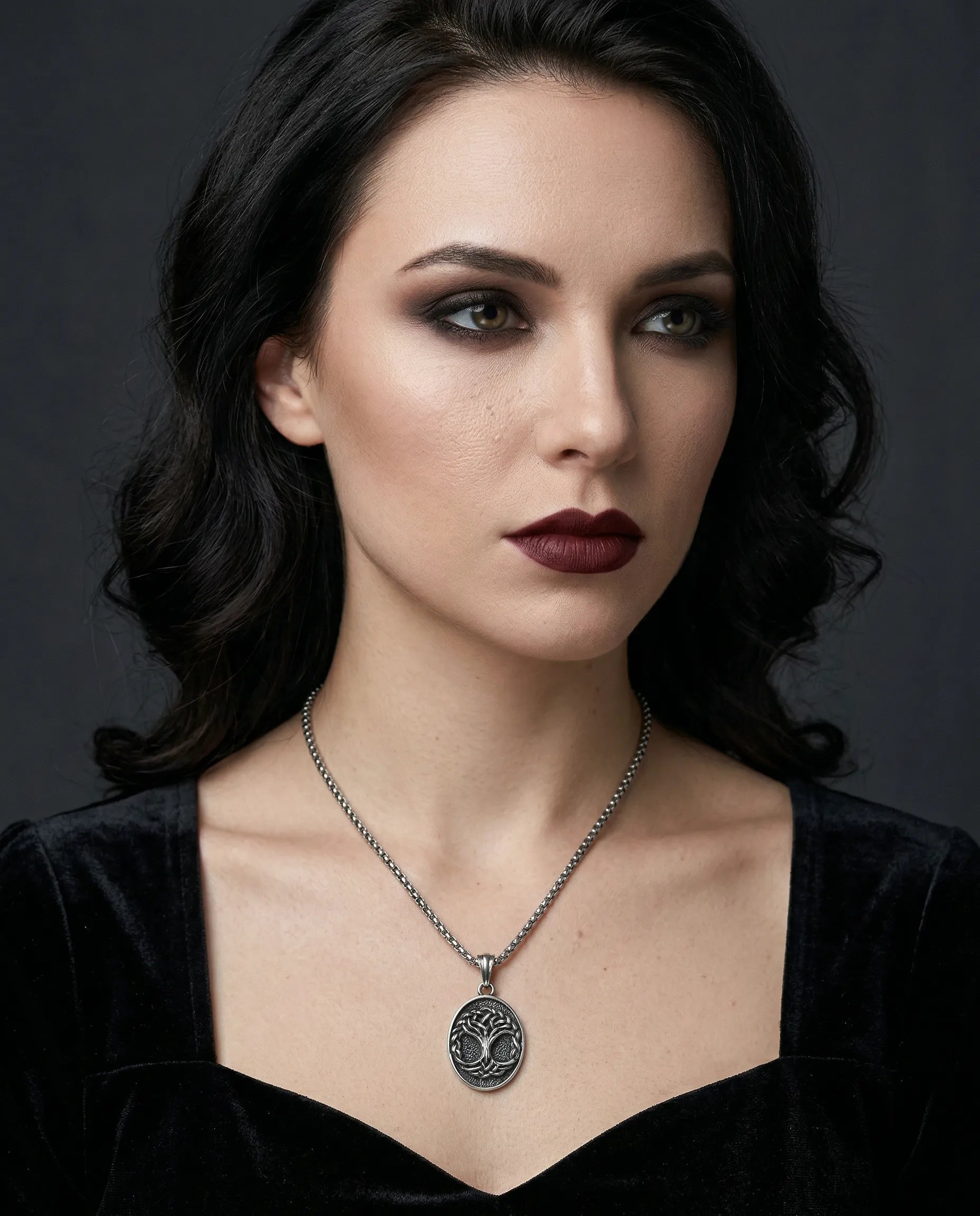 ANCIENT ROOTS NECKLACE