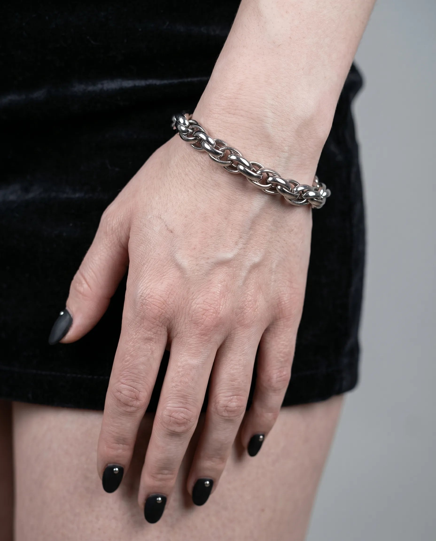 TWISTED CHAIN BRACELET