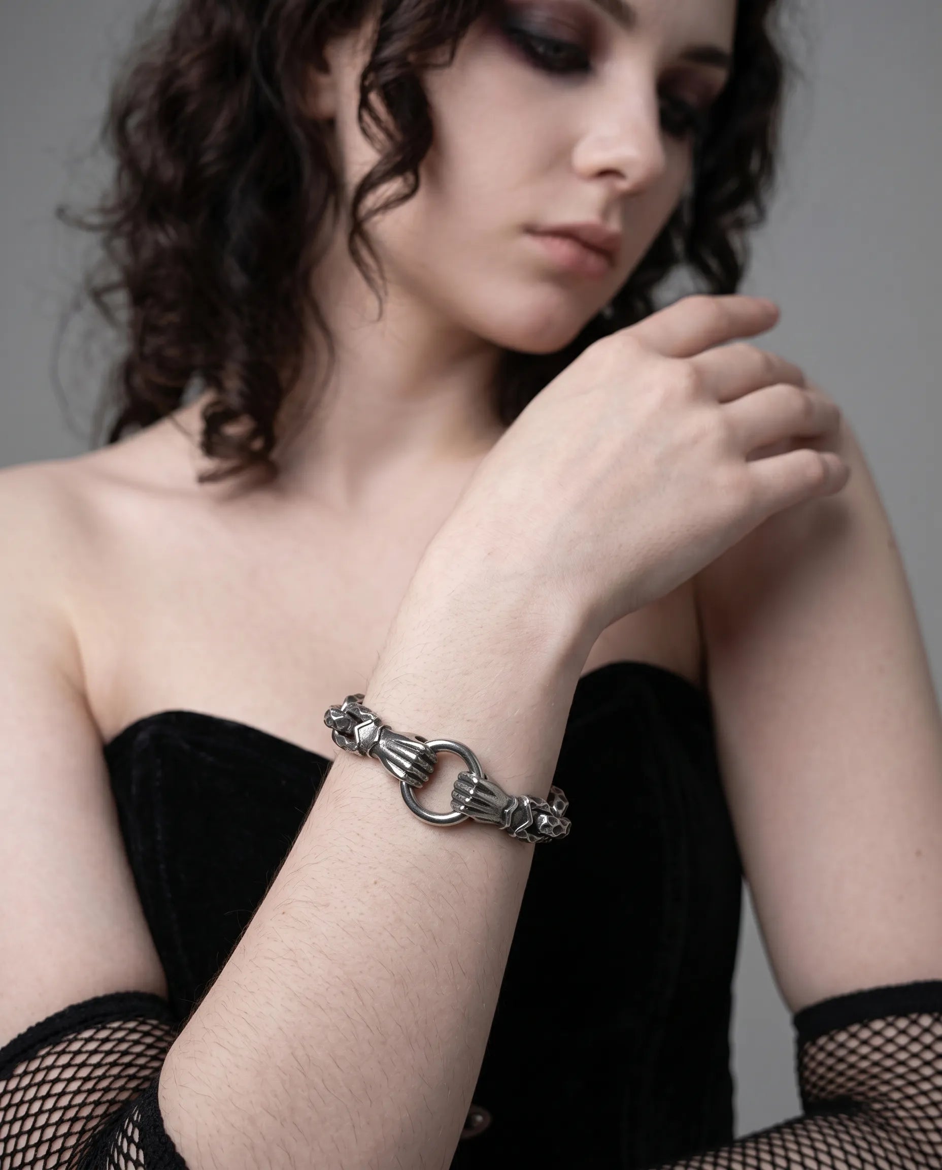 DEAD GRIP CHAIN BRACELET