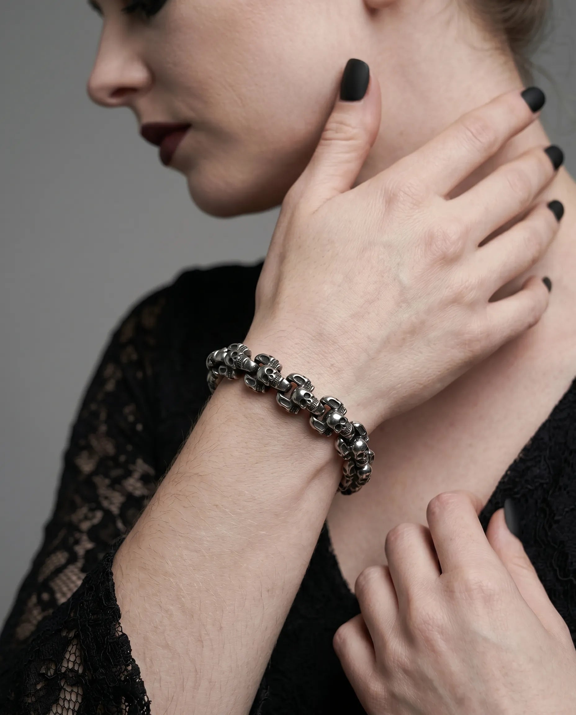 SKULL CHAIN BRACELET