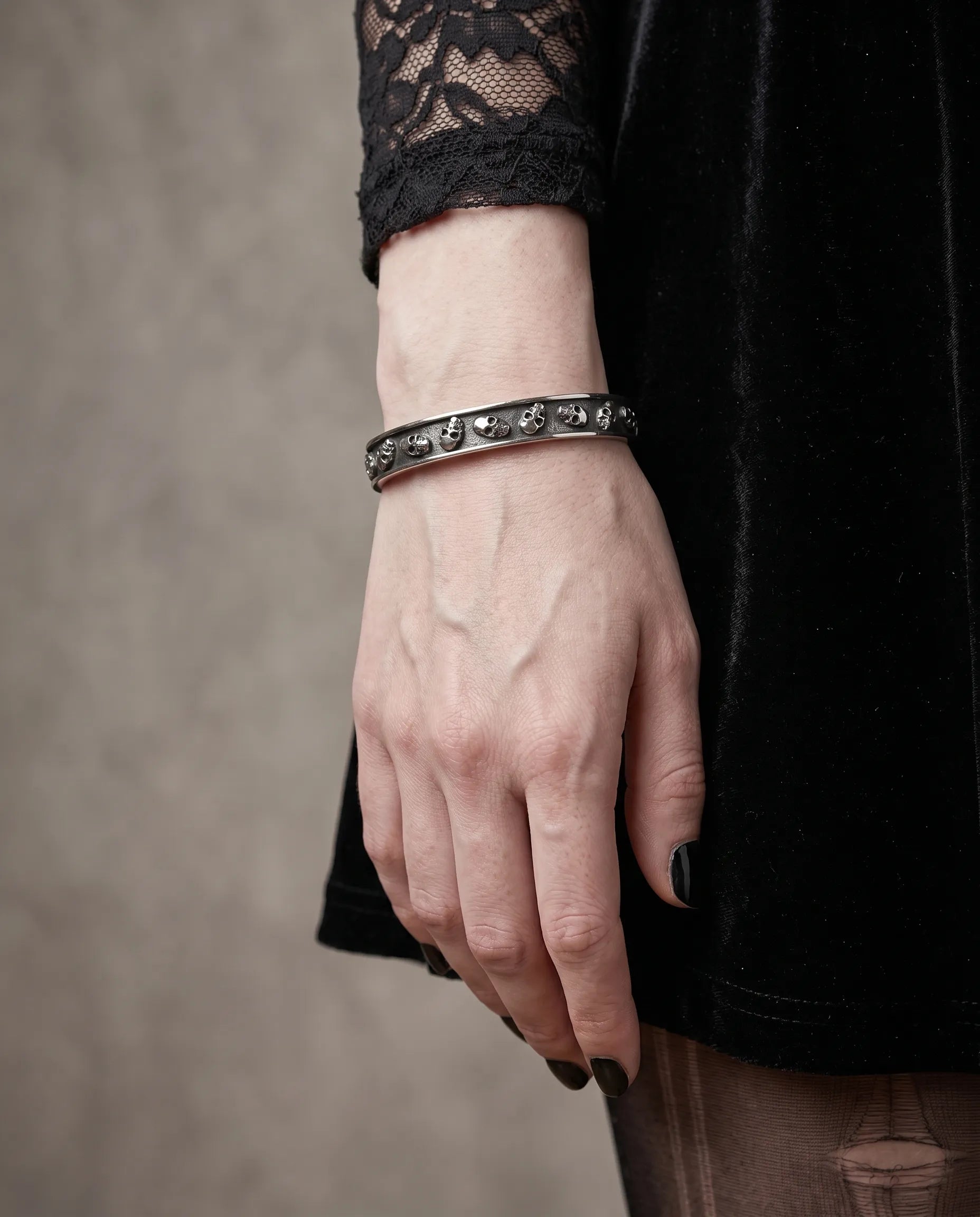 SKULL LEGION CUFF